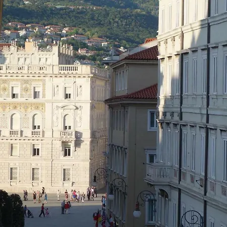 Appartement Triestevillas Next To The Main Square, One Block To The Sea, Cool Design